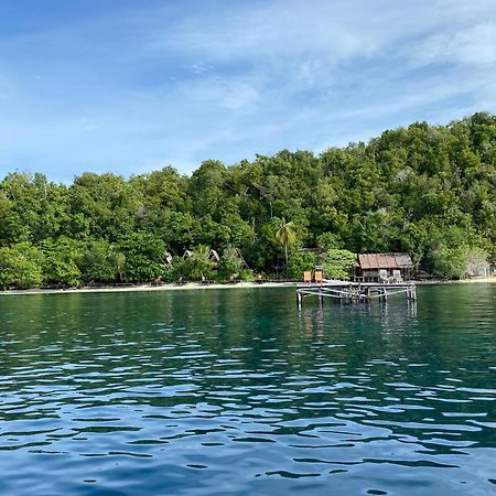 Warahnus Dive Homestay Kri 외부 사진