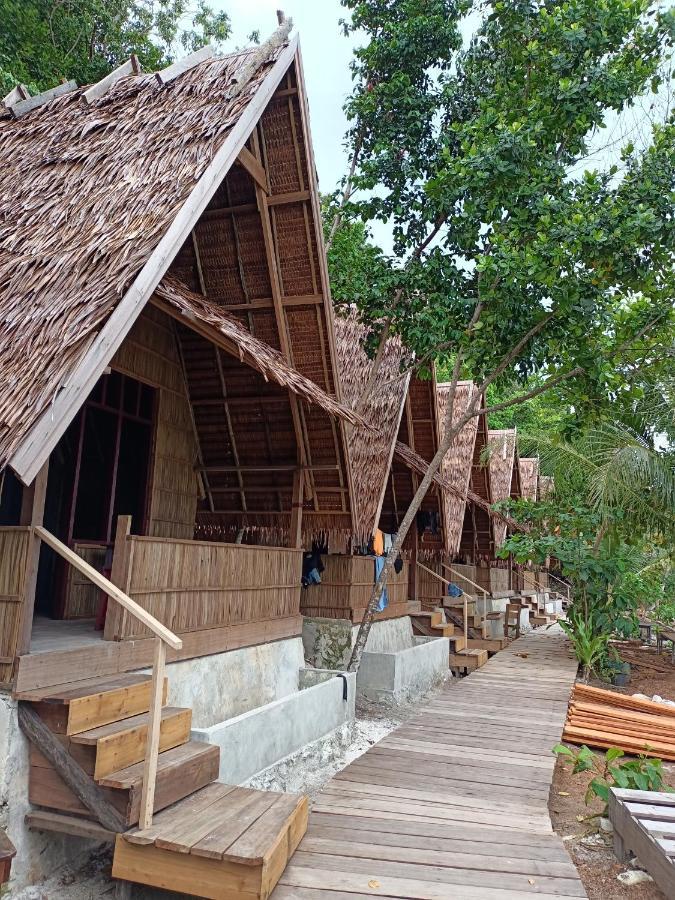 Warahnus Dive Homestay Kri 외부 사진