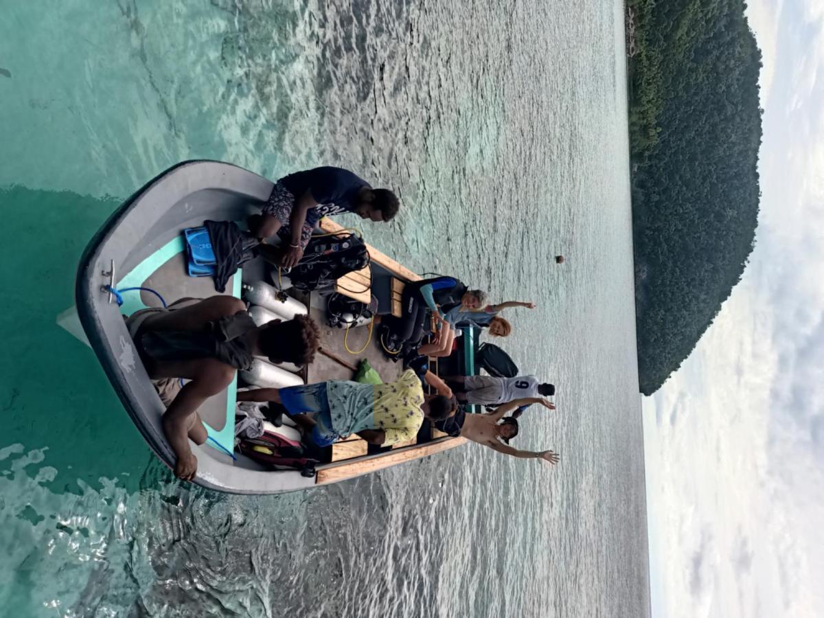 Warahnus Dive Homestay Kri 외부 사진